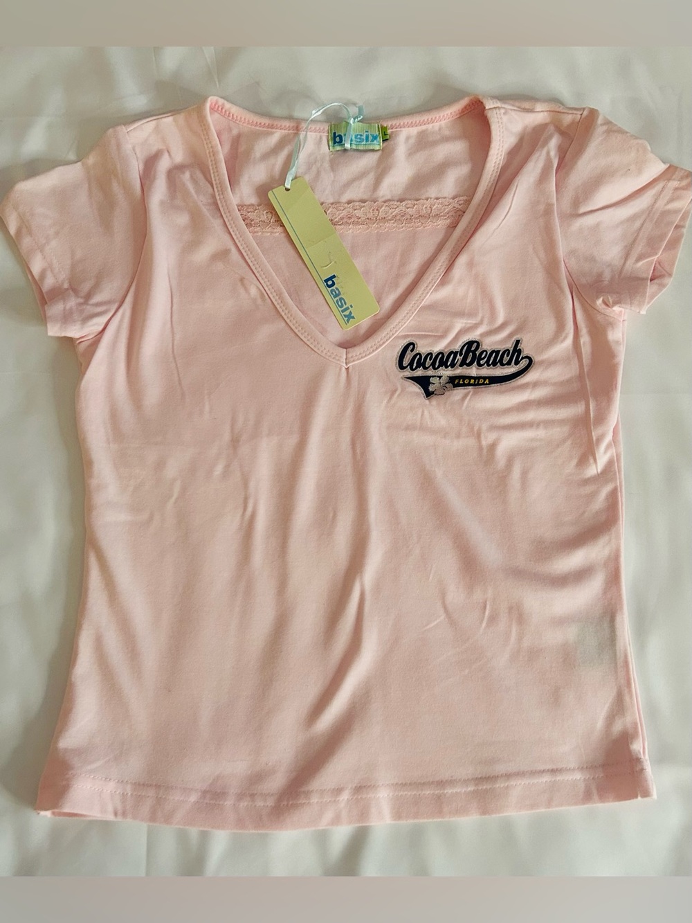 NWTs Light Pink Short Sleeve Graphic T-Shirt Cocoa Beach Size Juniors Large